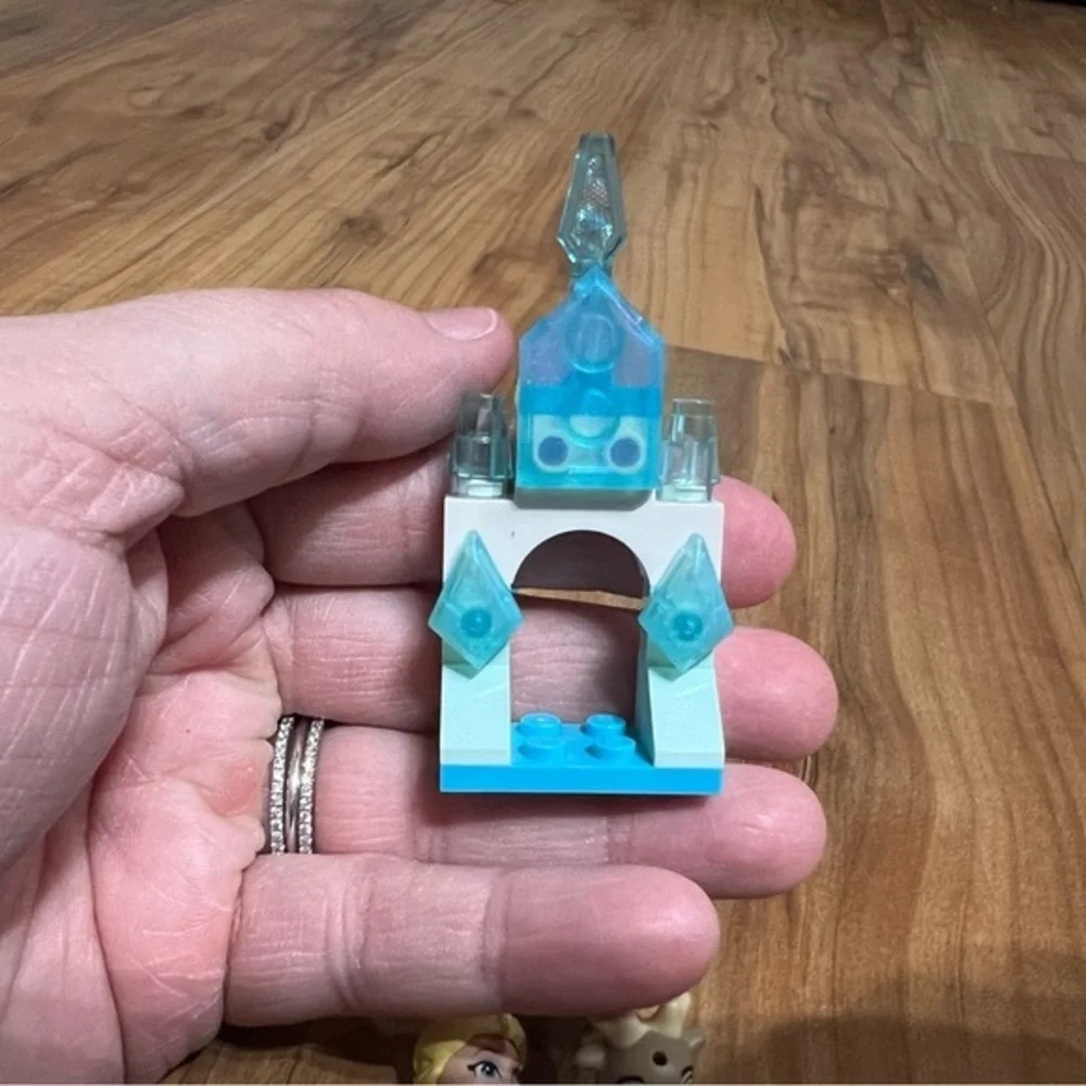 LEGO‎ Disney Elsa Micro Doll Figure Elsa’s Castle Snowgie Sven FROZEN Princess